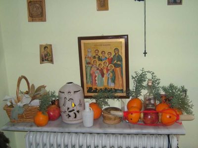 Έθιμο-Θεοφανείων-Λαμπάδα-και-μπομπονιέρες